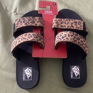 Women’s vans sandals 8